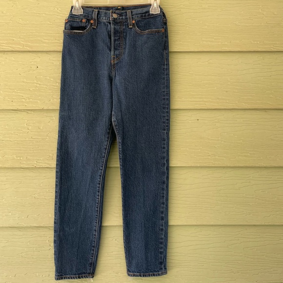 Levi's Wedgie Icon High-Rise Jeans - Picture 4 of 5